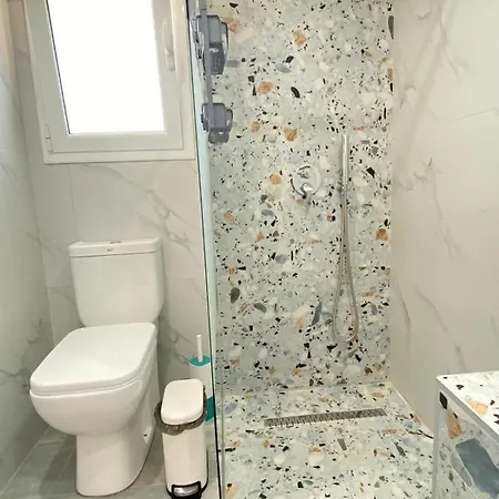 Areti לינה וארוחת בוקר